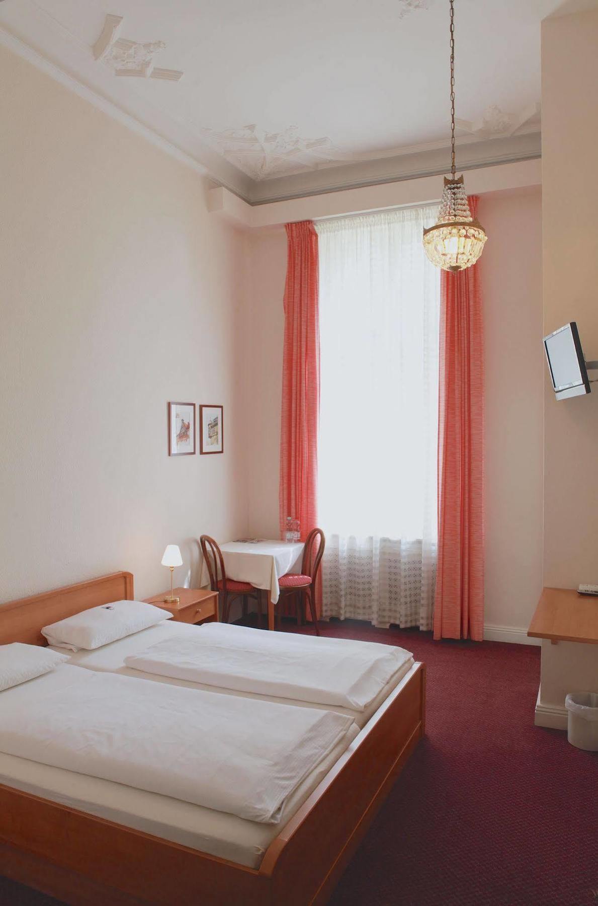 Hotel Pension Fasanenhaus 柏林 外观 照片