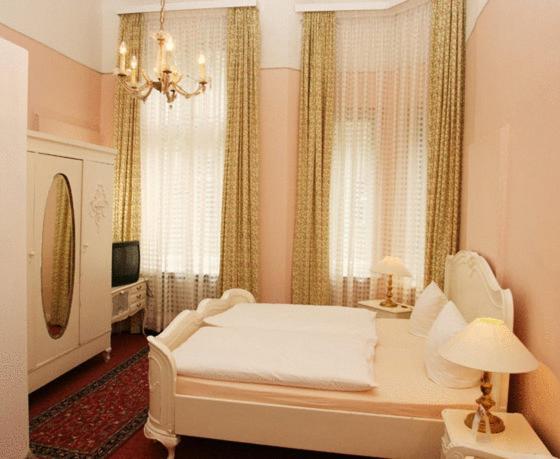 Hotel Pension Fasanenhaus 柏林 外观 照片